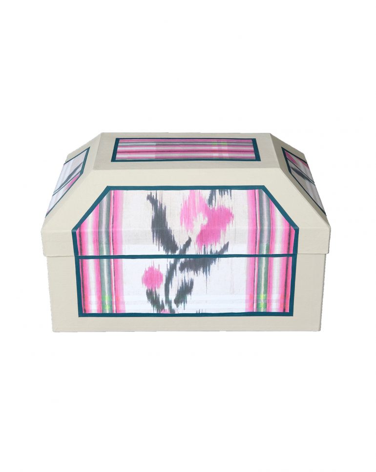 Antoinette Poisson Canut 76A Medium Wedding Box