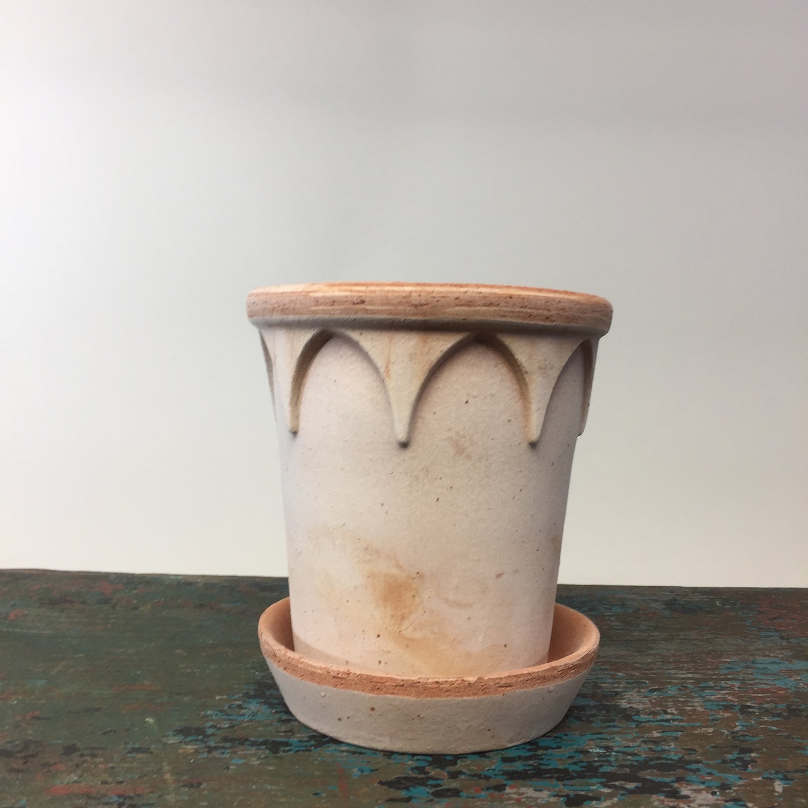 Bergs Elizabeth Pot with Saucer #14