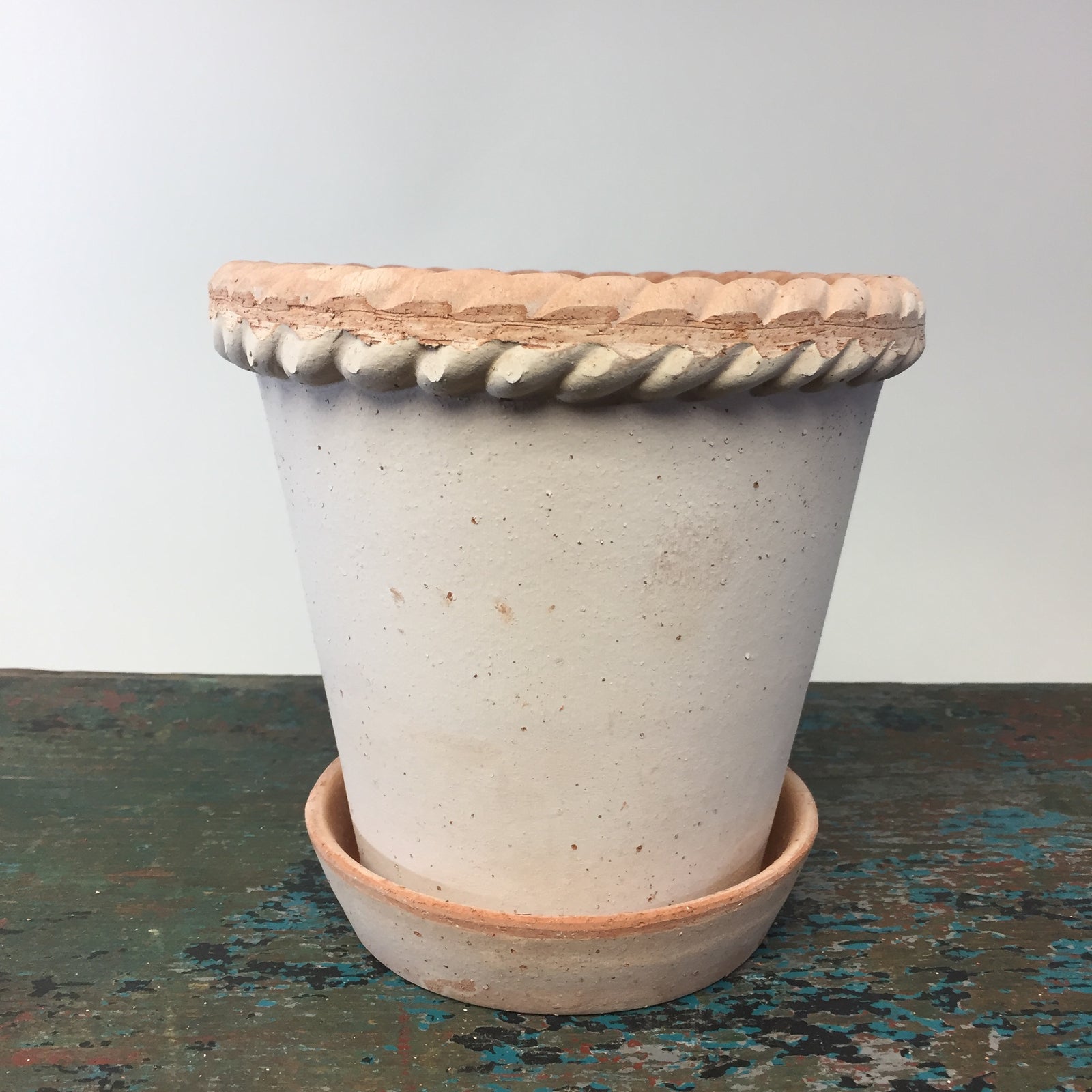 Bergs Emilia Pot with Saucer #16 Rosa