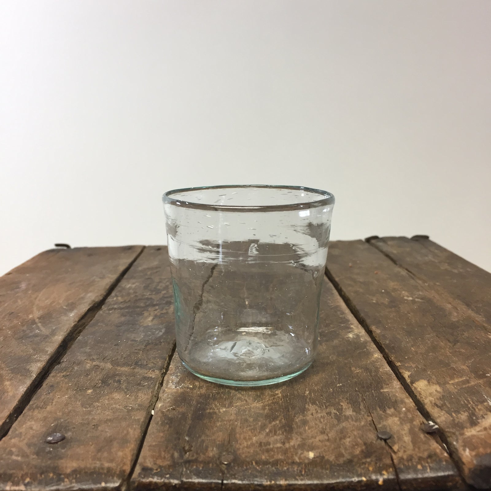 Lyonnaise Quinquet Transparent by La Soufflerie