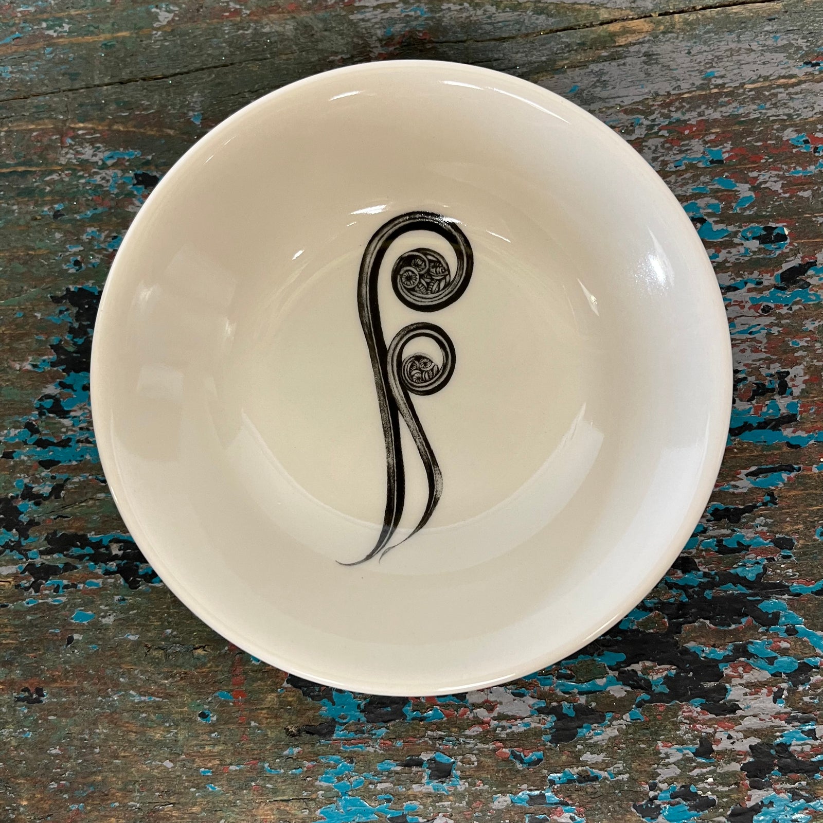 Laura Zindel Fiddle Fern Sauce Bowl