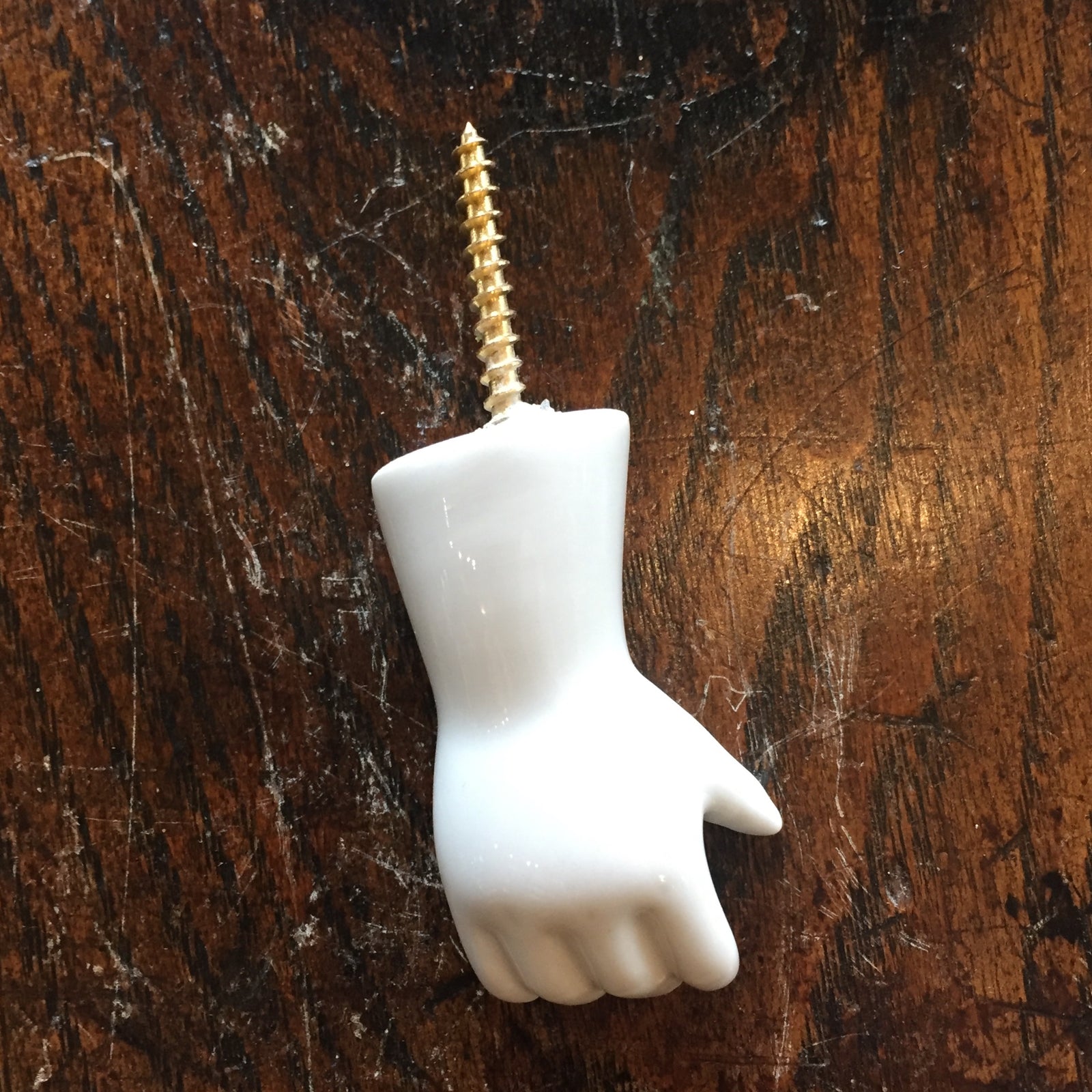 Practical Erna Right Hand Hook by Kuhn Keramik