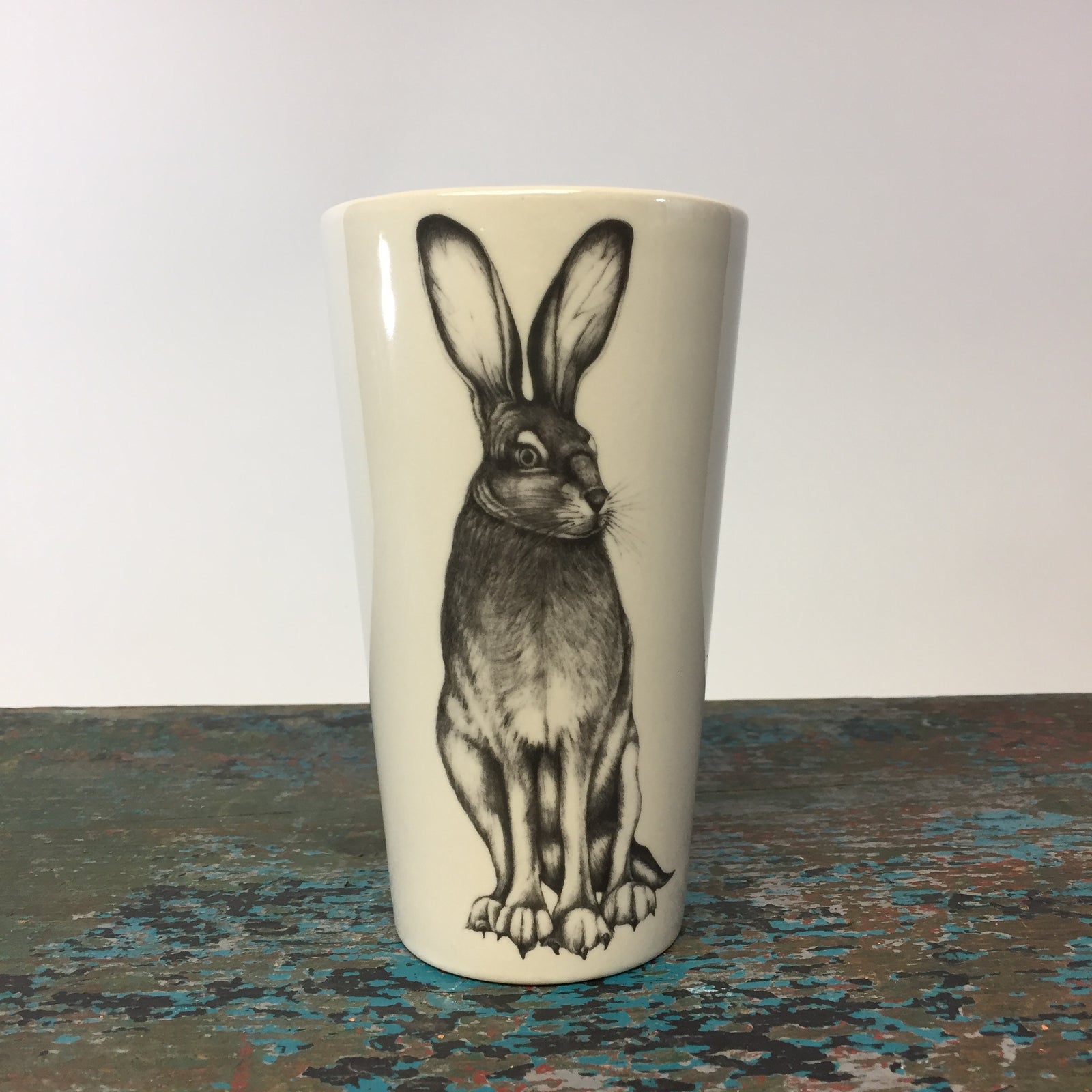 Laura Zindel Tall Hare Tumbler Brown interior.