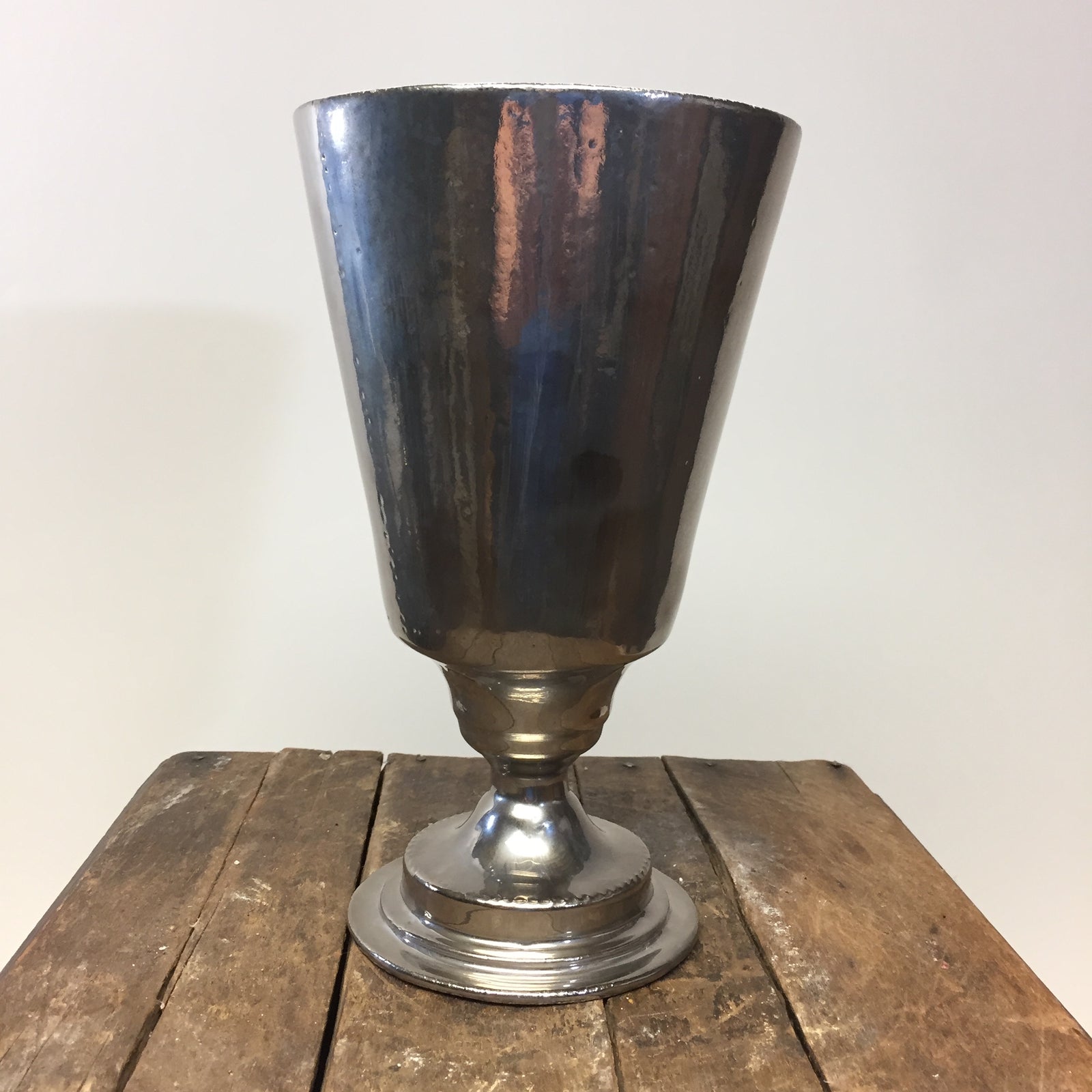 Astier de Villatte Small Simple Vase Platinum Exterior