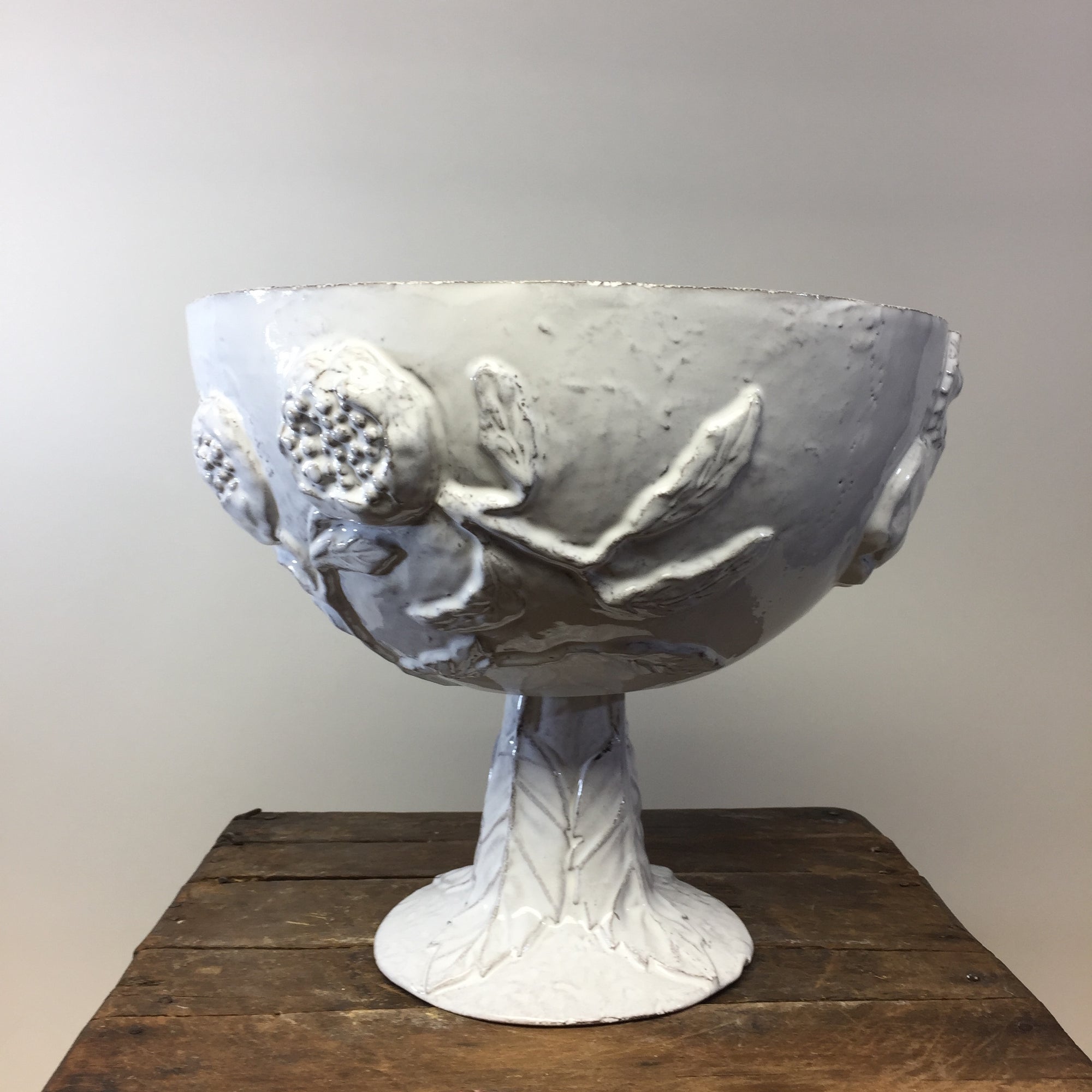 Astier de Villatte Setsuko Bowl on Stand