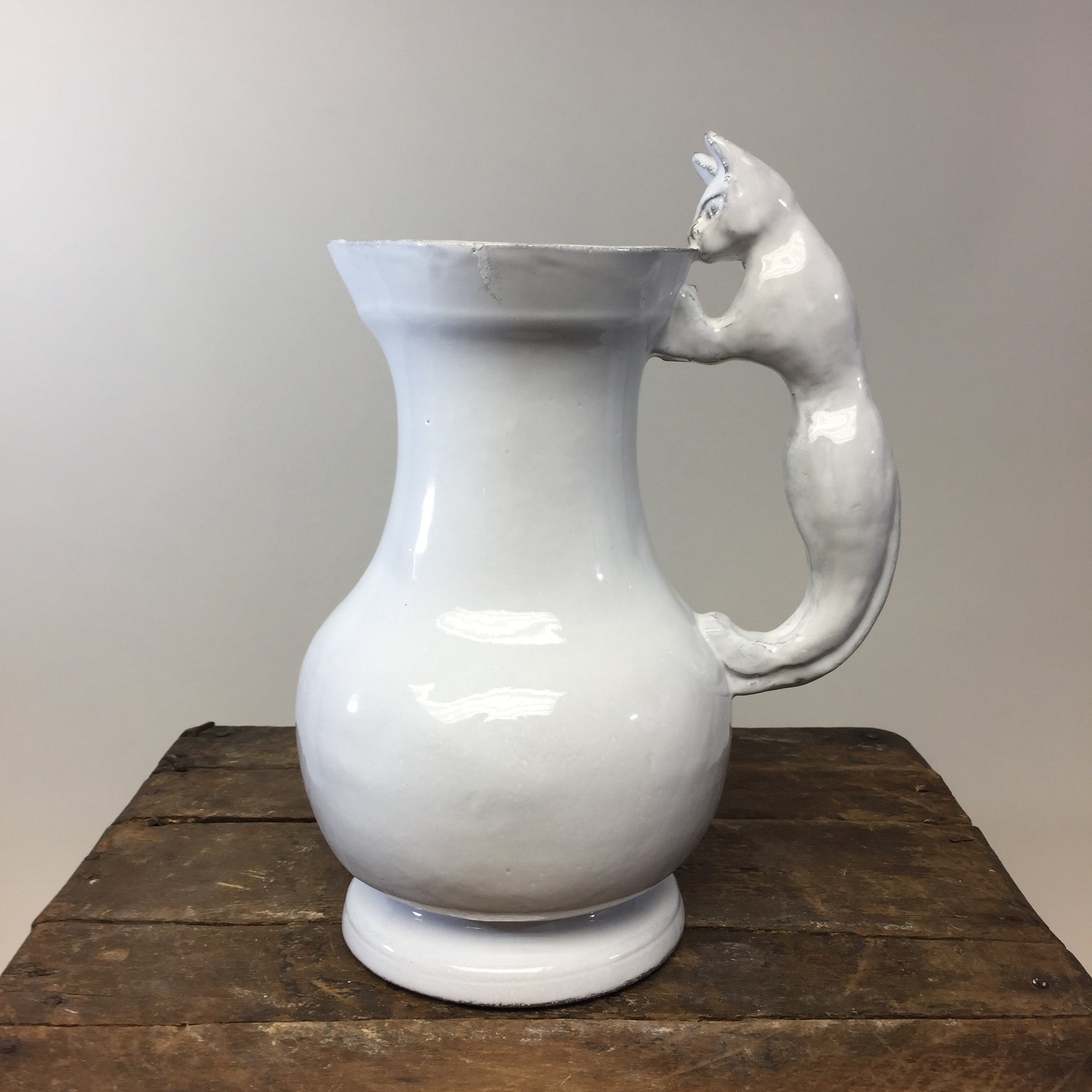 Astier de Villatte Setsuko Cat Vase